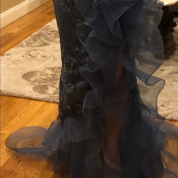 Dresss - Picture 6 of 6